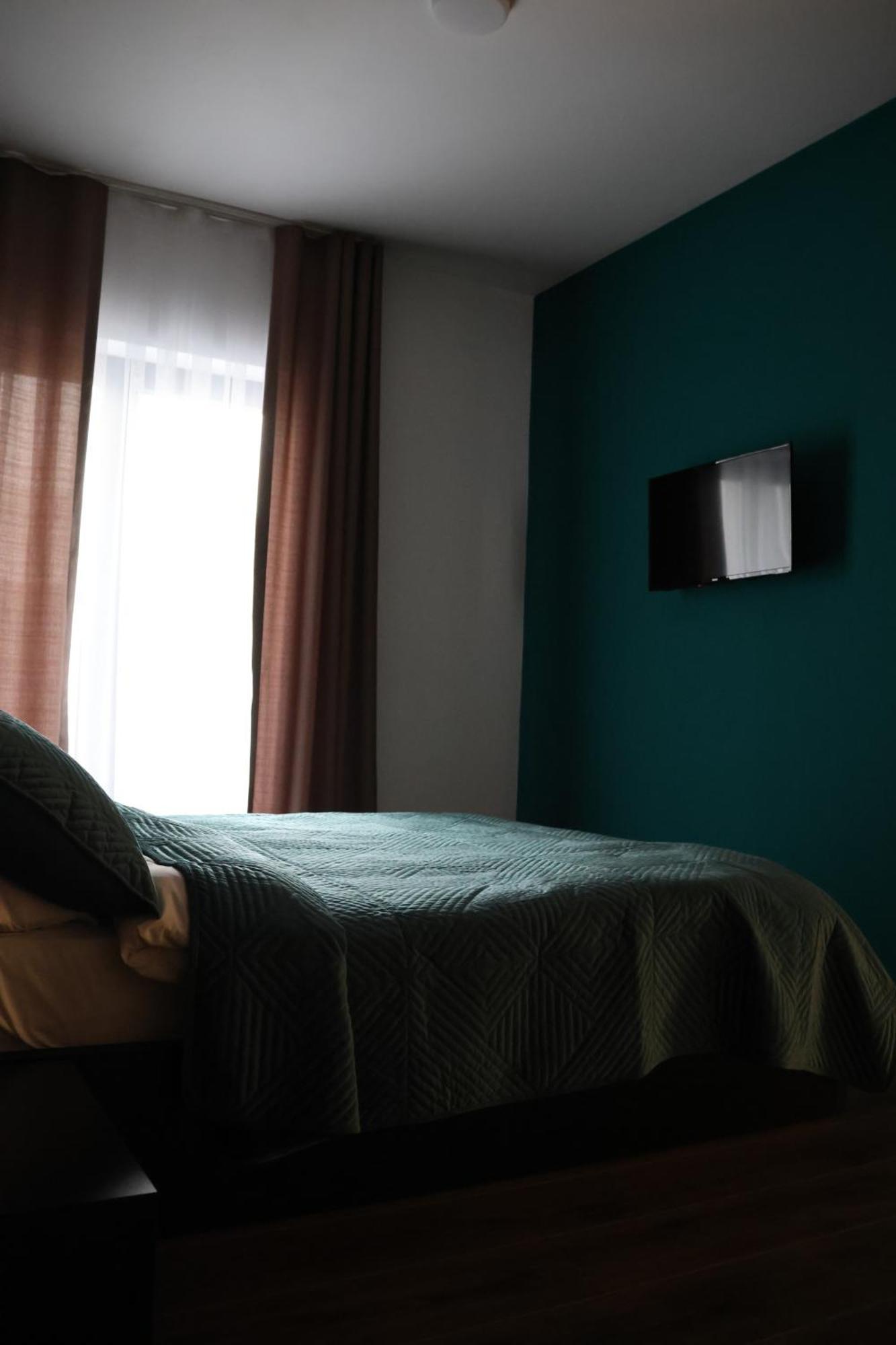 Prior Hotel Prizren Eksteriør billede