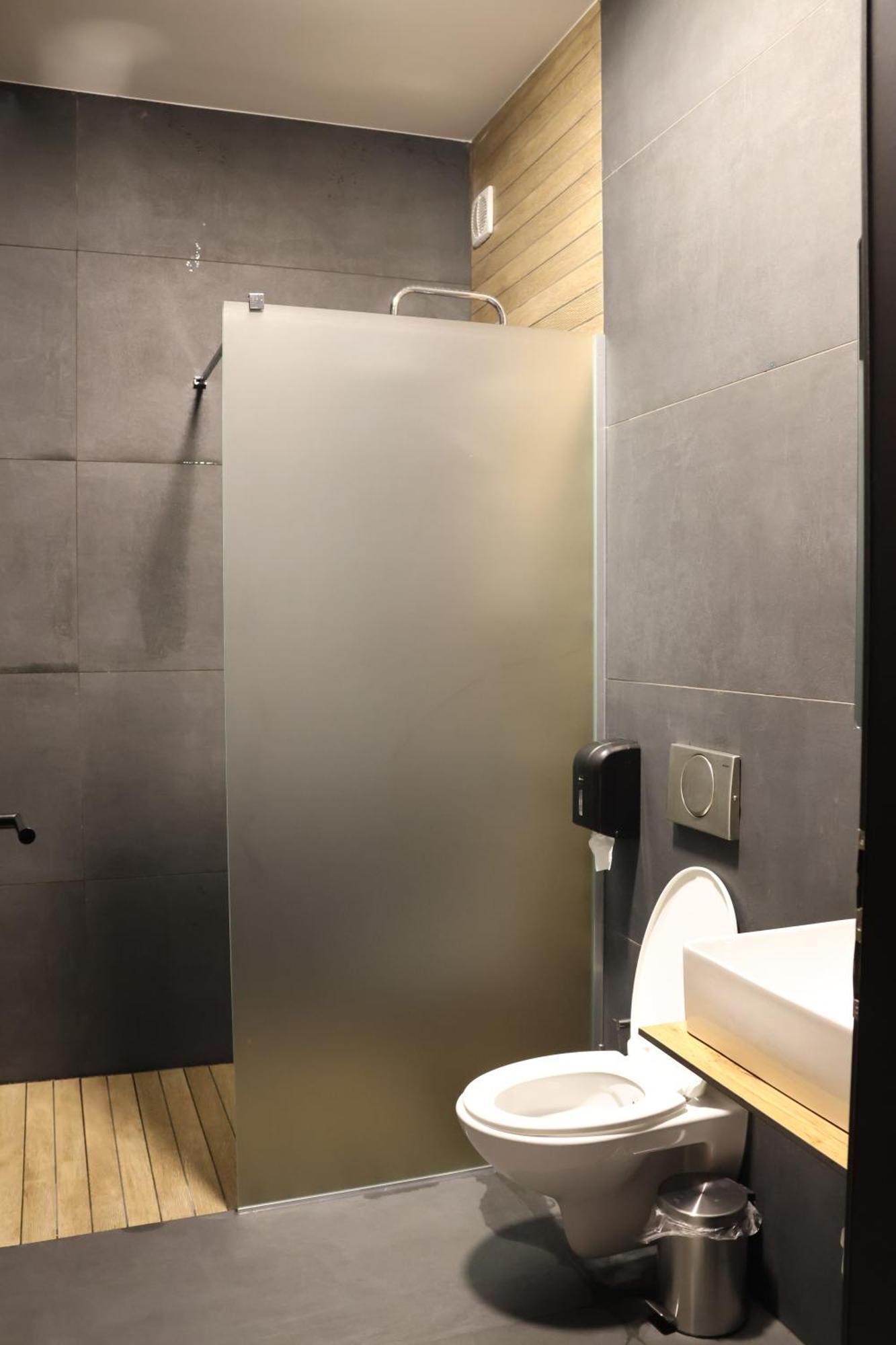 Prior Hotel Prizren Eksteriør billede