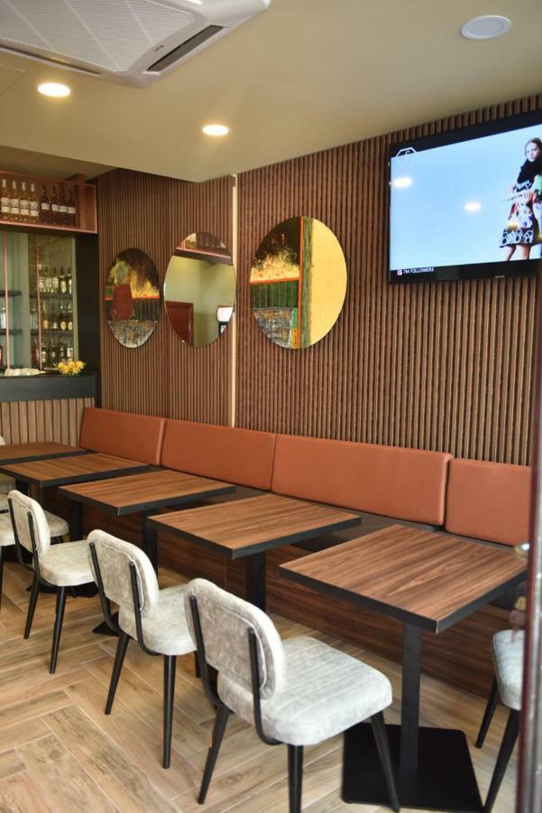 Prior Hotel Prizren Eksteriør billede
