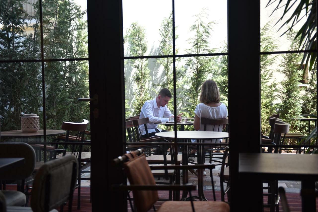 Prior Hotel Prizren Eksteriør billede