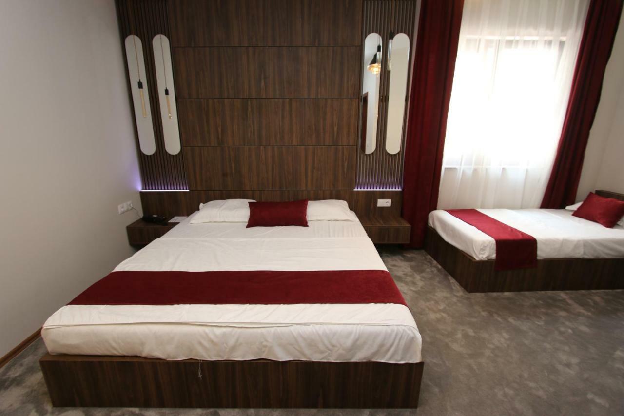Prior Hotel Prizren Eksteriør billede